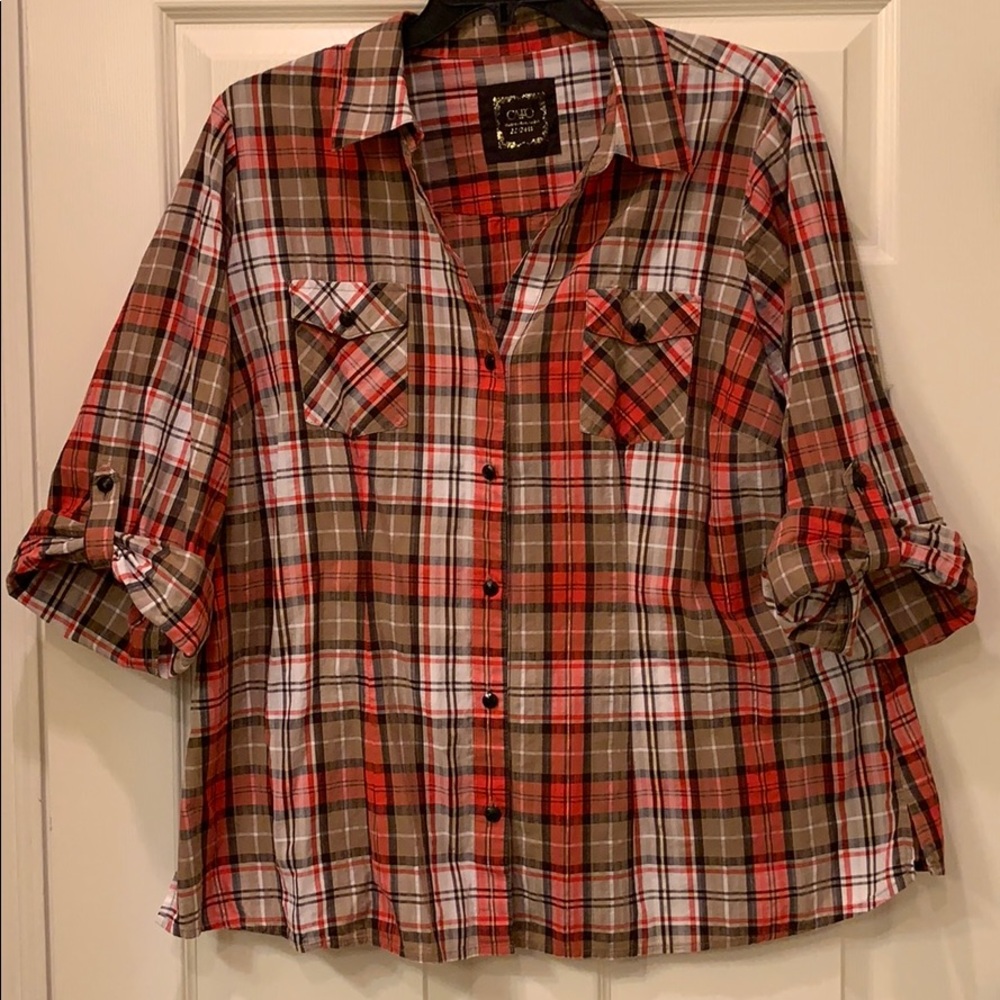 Beautiful Fall Plaid 3/4 length sleeve shirt